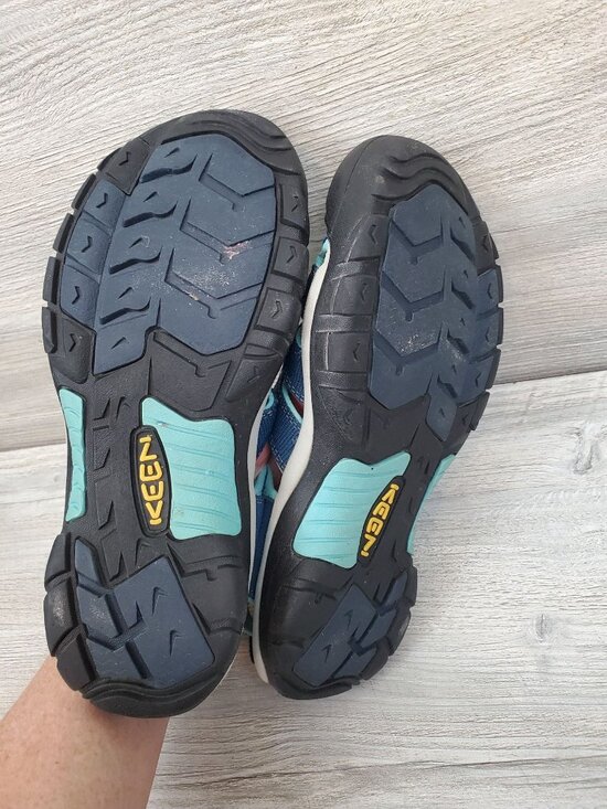 1014199 Keen Women Keen women\'s Newport H2 sandals in Poseidon/Capri blue
